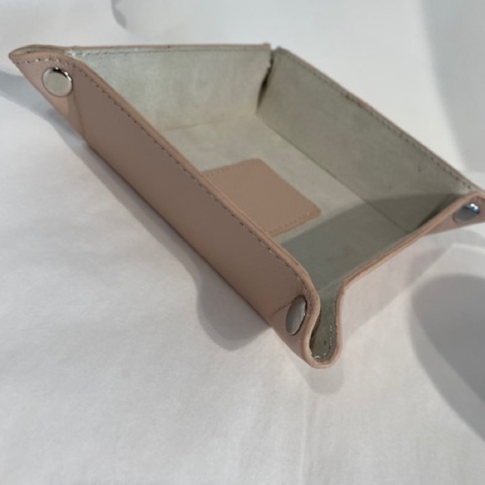Dusty pink leather valet tray